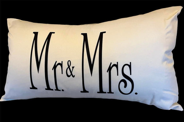 Pillow/Mr & Mrs